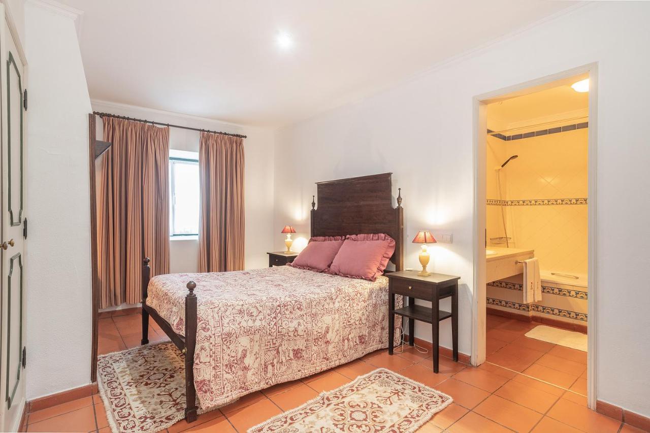 Hotel Quinta Da Torre Alpiarça Esterno foto